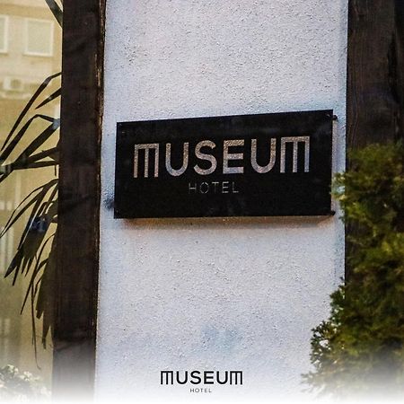 Museum Hotel Приштина Экстерьер фото