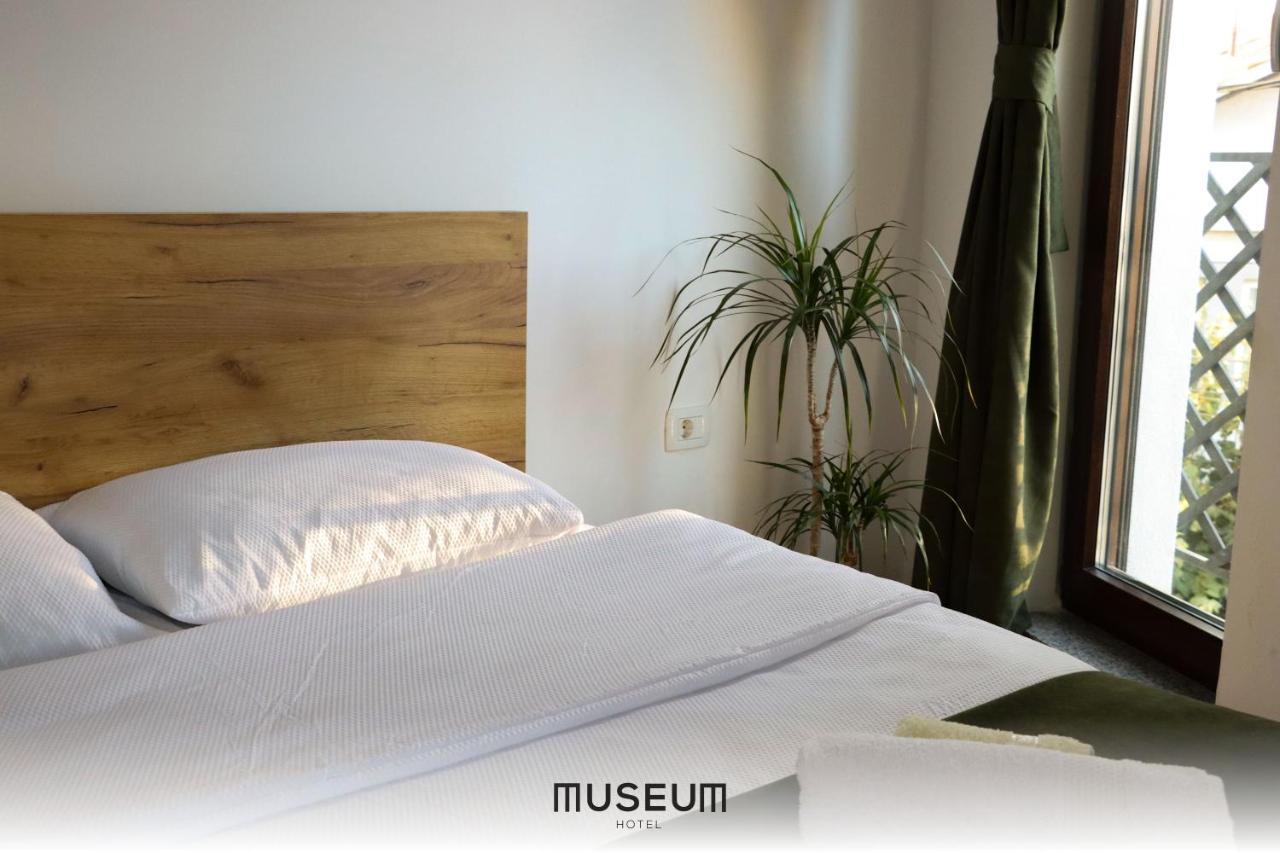 Museum Hotel Приштина Экстерьер фото