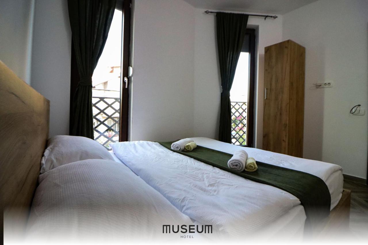 Museum Hotel Приштина Экстерьер фото
