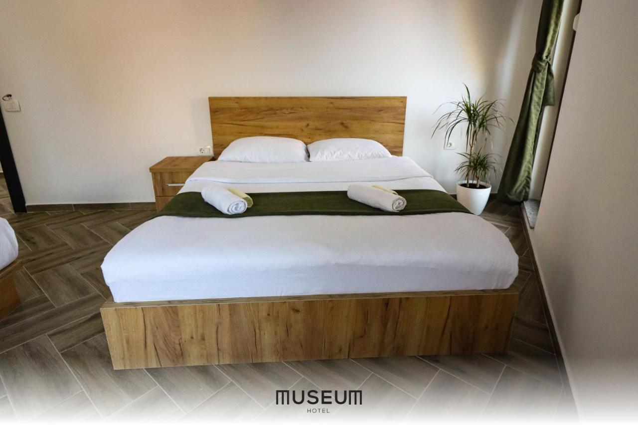 Museum Hotel Приштина Экстерьер фото