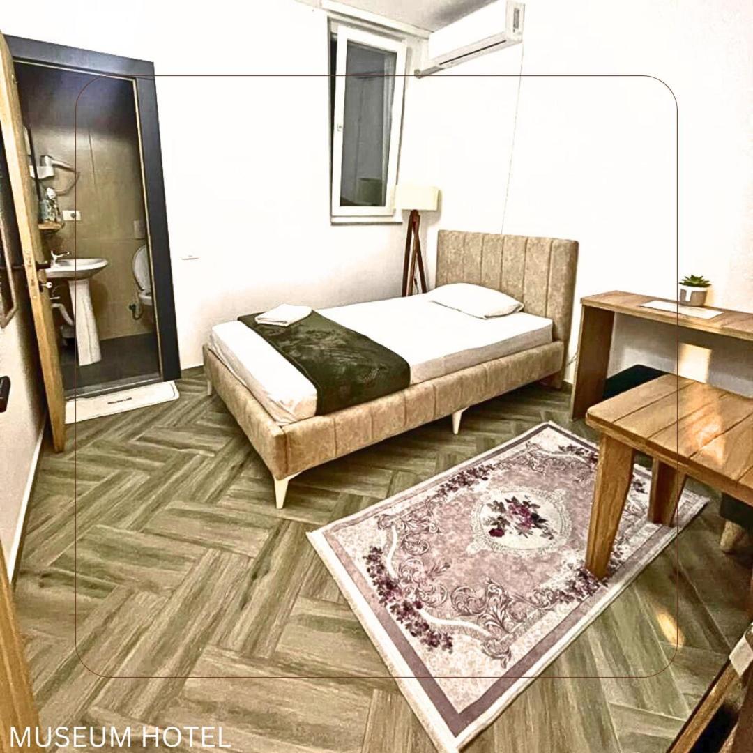 Museum Hotel Приштина Номер фото